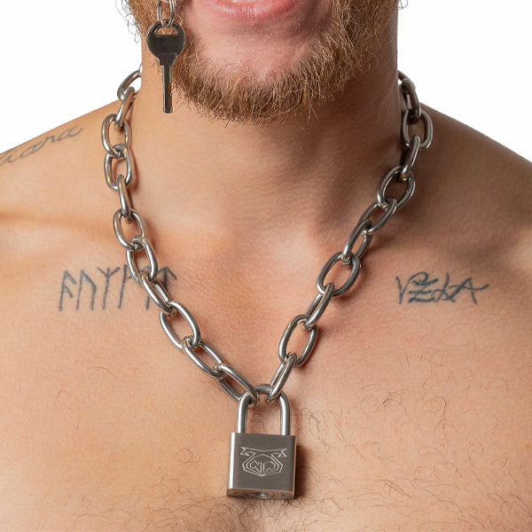 Nasty Pig Snout Lock Neclace - image 3