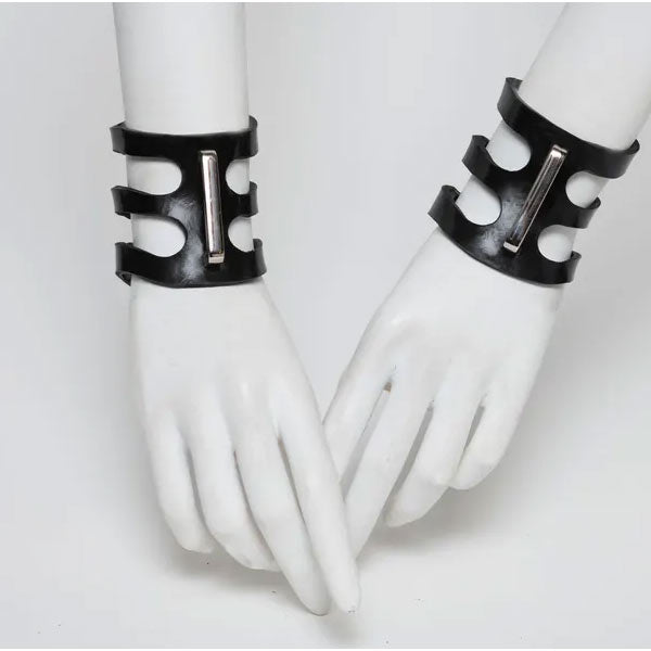 HANNAH STUDIO Zafira Cutaway Cuff Set