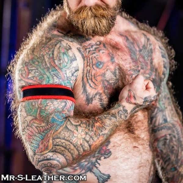 Mr S Leather NEO CARBON Armband - Black/Red