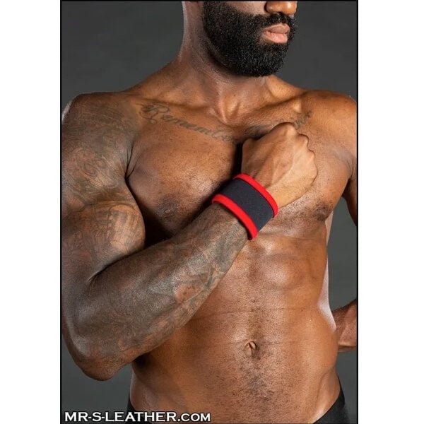 Mr S Leather NEO CARBON Carbon Wristband | Red & Black