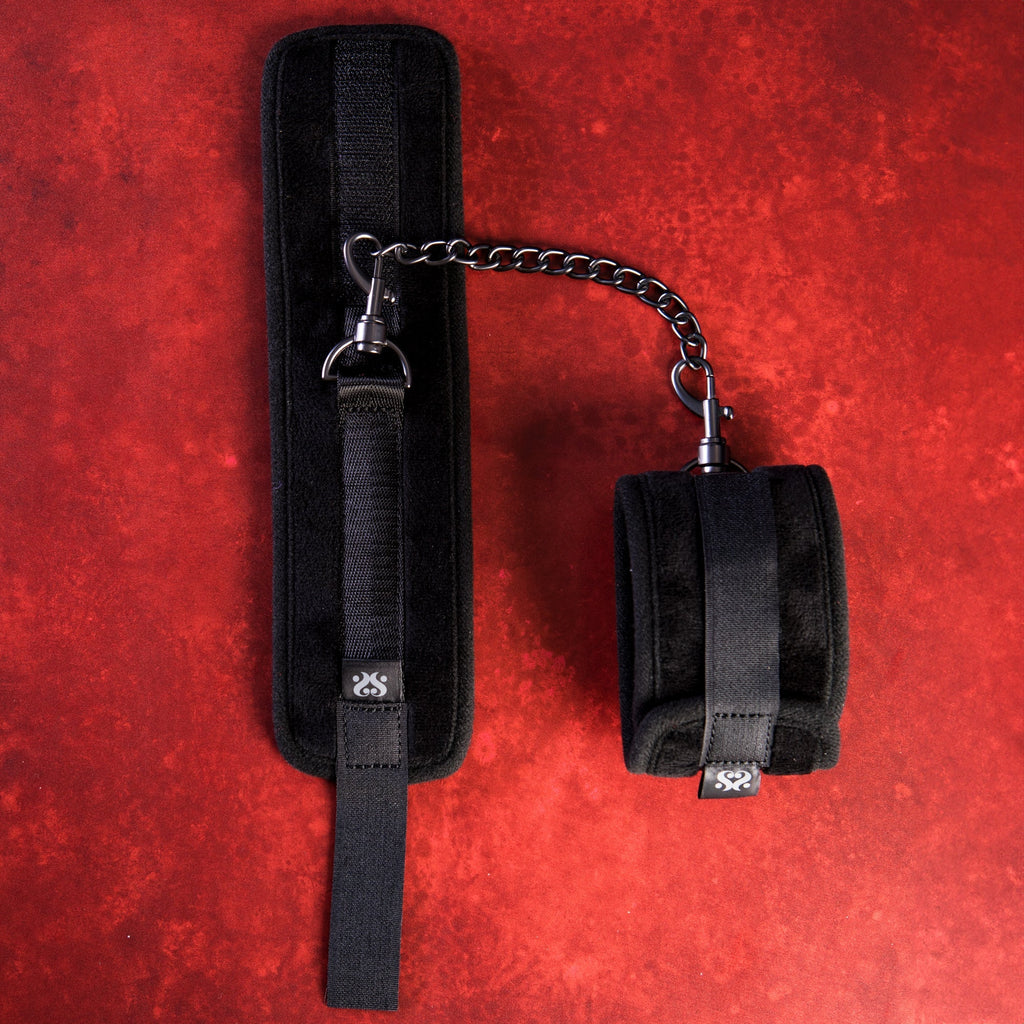 SEI MIO - Legs Locked - Padded Ankle Restraints