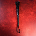 SEI MIO - Primed for Punishment - Faux Leather Flogger