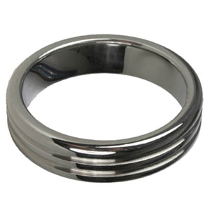 Titus Stainless Steel Ring | RIBBED