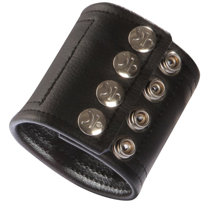 Titus Leather Zipper Wrist Wallet - Size Options