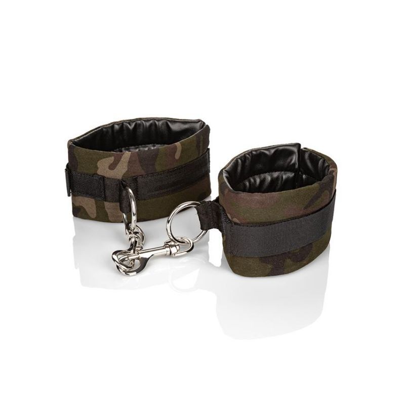 COLT® Camo UNIVERSAL Cuffs Set 