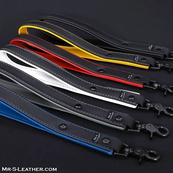 Mr.S Leather Hardline Leather Short Leash - 11 Colours